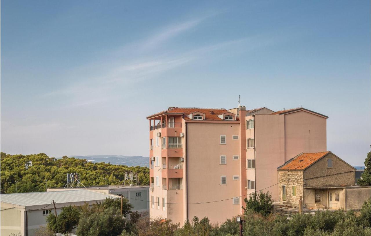 Amazing Apartment In Makarska With Wifi Kültér fotó