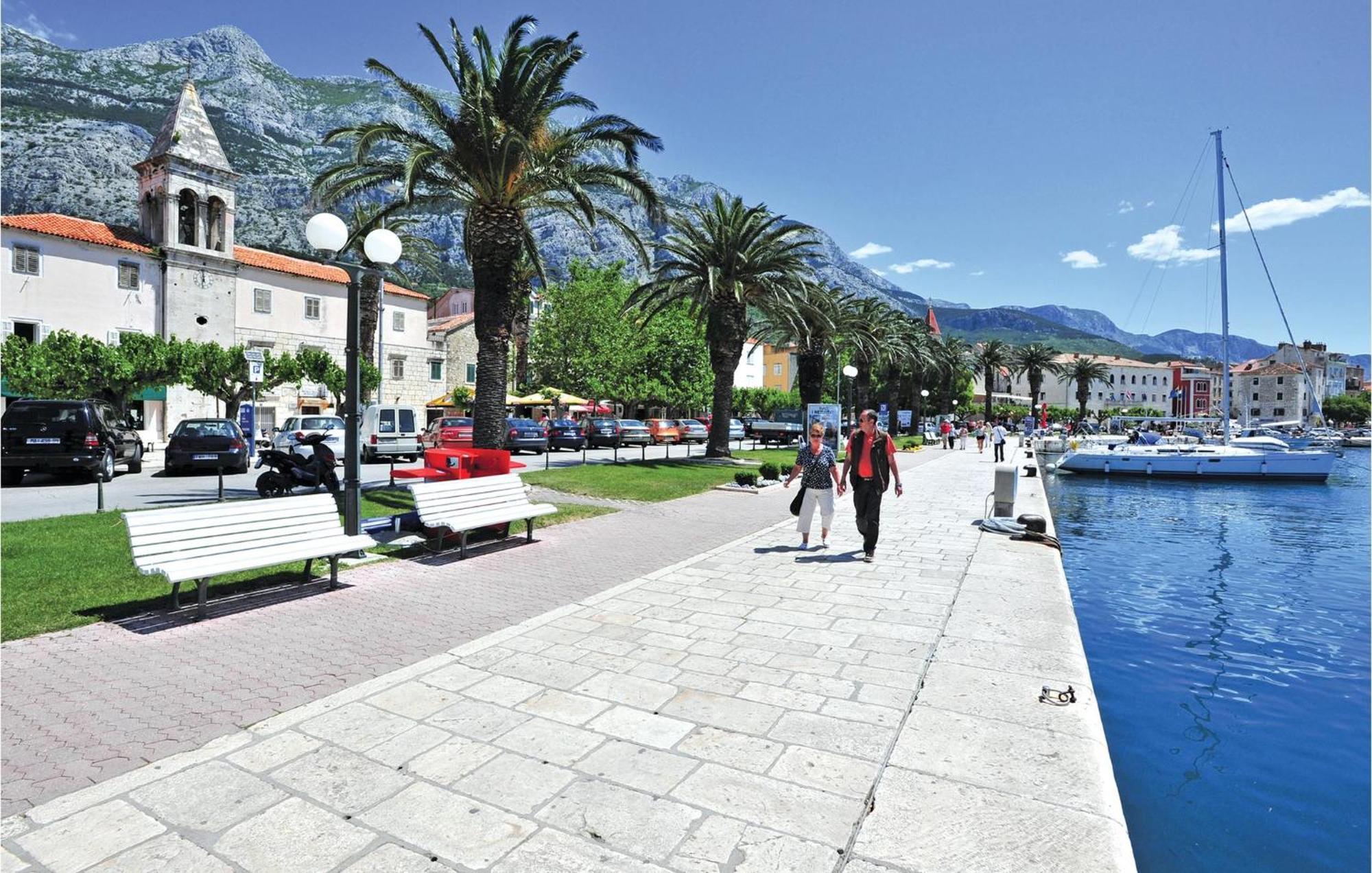 Amazing Apartment In Makarska With Wifi Kültér fotó
